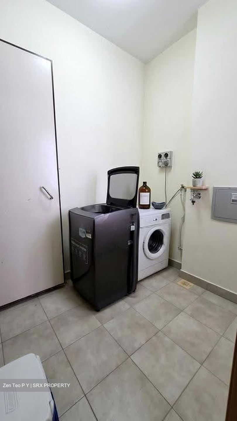 SunGlade (D19), Condominium #614091461